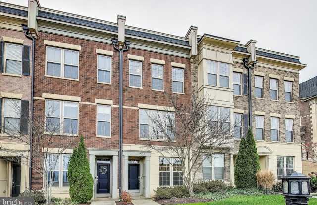816 FAIR WINDS WAY - 816 Fair Winds Way, National Harbor, MD 20745