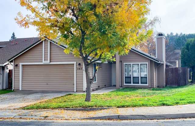 Charming 3 Bedroom 2 Bath Home in the Pocket Area photos photos