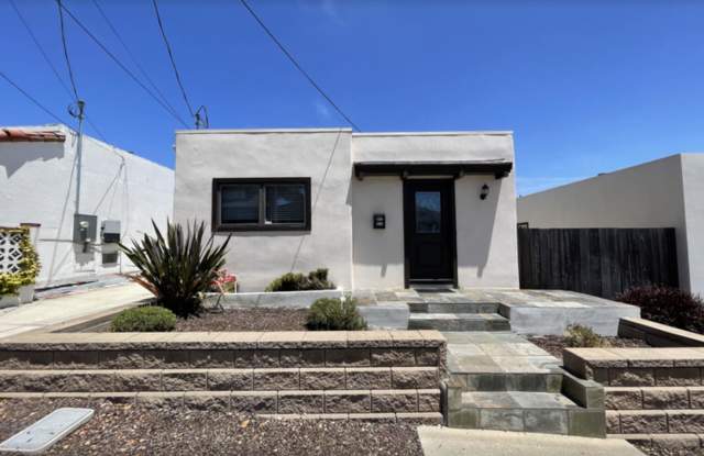 Fantastic 2 Bedroom 1 Bath Home in New Monterey Near DLI photos photos