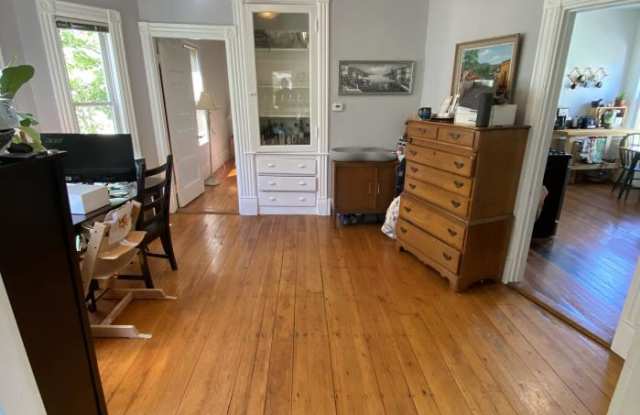 5 Morrison Ave. Gallery 4
