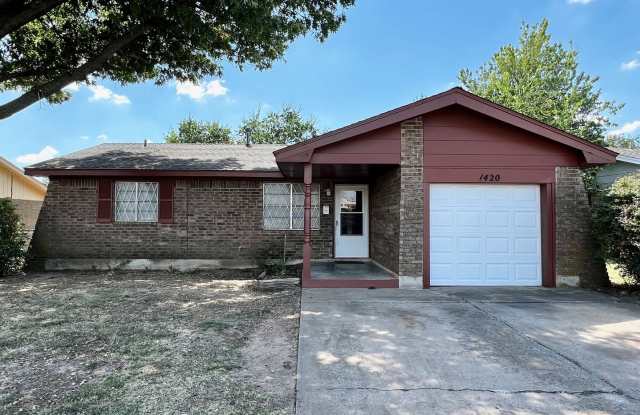Updated with a great backyard! Gallery 3