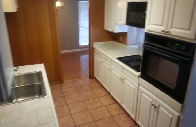 1231 Summer ln Gallery 4