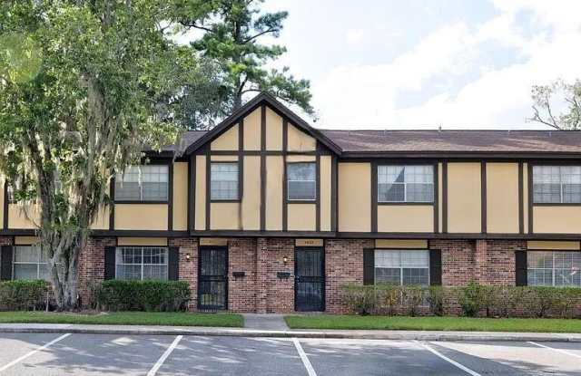 4807 WINDRUSH LANE photos photos