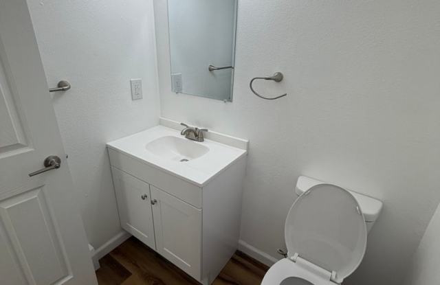 Spacious 3-Bedroom, 2.5 Bathroom Home with Garage Gallery 4