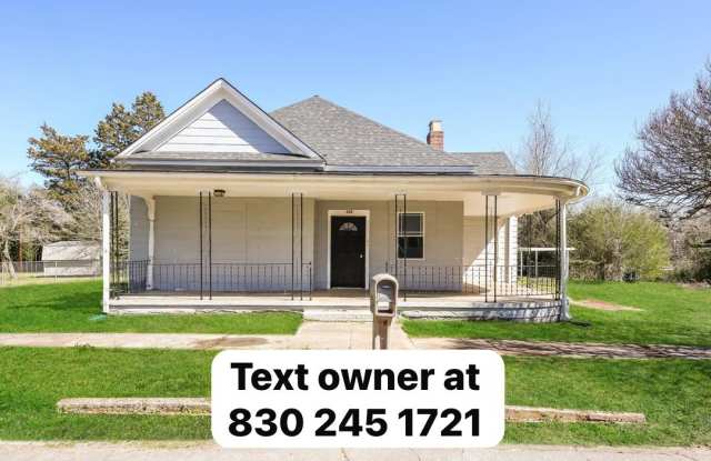 139 Wellington St photos photos