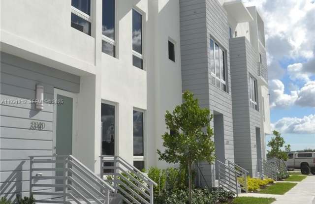 3310 NW 91st Ave - 3310 Northwest 91st Avenue, Doral, FL 33178