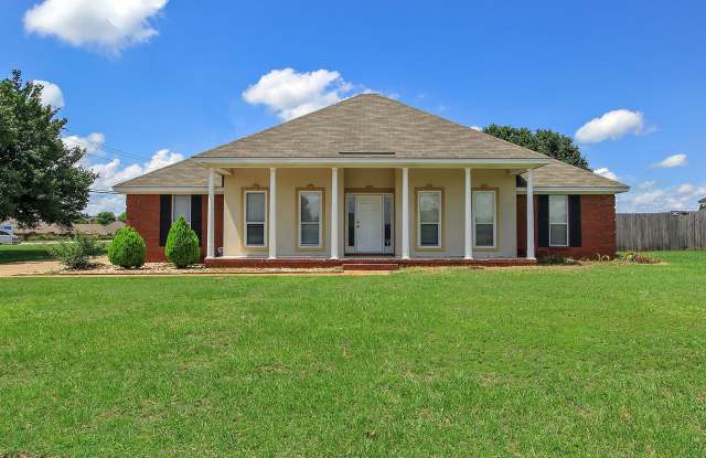 Prattville Rental available now! photos photos