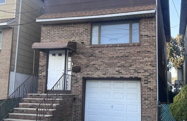 422 Sussex Street - 422 Sussex Street, Harrison, NJ 07029
