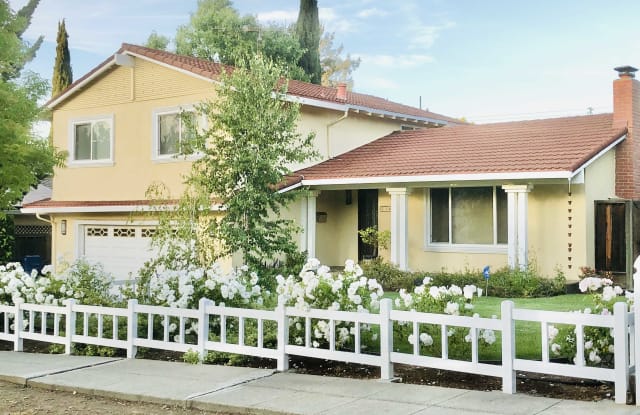 236 More Avenue photos photos