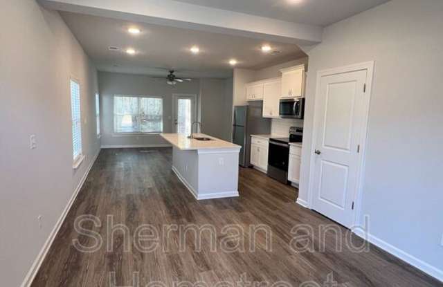 7048 Hummingbird Drive Gallery 2