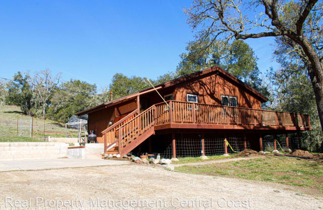 12575 Santa Lucia Road - 12575 Santa Lucia Road, Atascadero, CA 93422