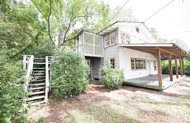 310 Pinehurst Drive - B Gallery 1