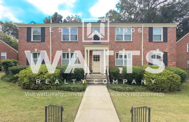 2505 MOUNTAIN BROOK CIRCLE - 2505 Mountain Brook Circle, Mountain Brook, AL 35223