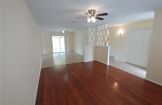 1405 Mcdonald Drive Gallery 4