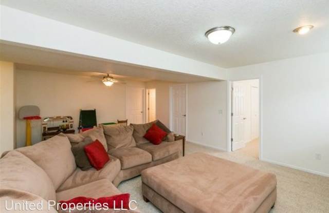 1645 Timberwolf Dr Gallery 2