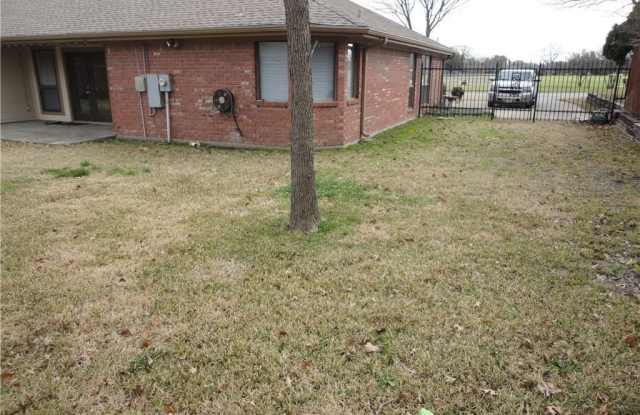 2205 Wimbledon Drive Gallery 4