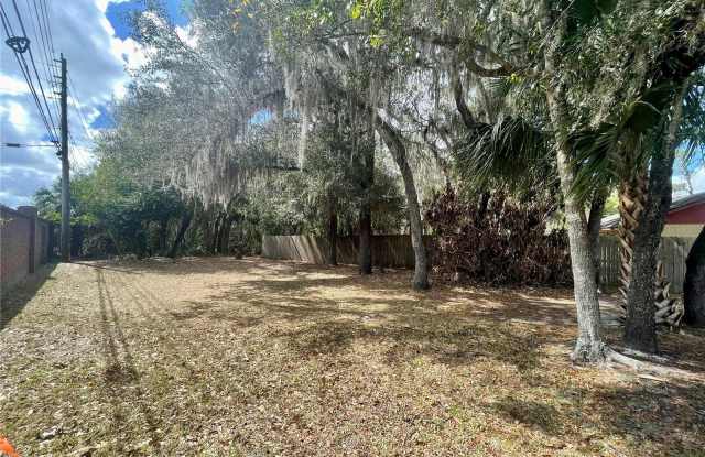837 BENCHWOOD COURT Gallery 3