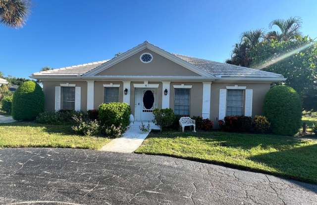 2/2 Carport in gated community of Englewood Golf Villas photos photos