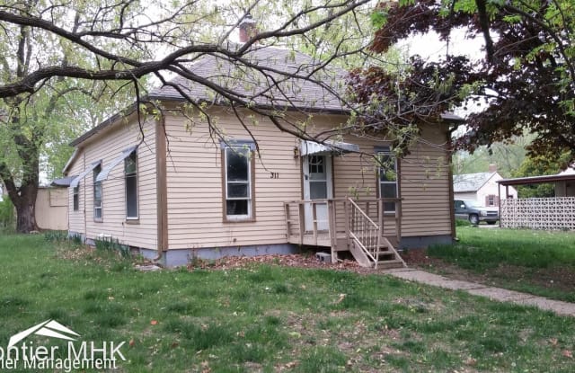 311 S. Iowa 1 - 311 S Iowa St, Riley, KS 66531