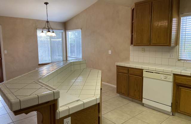 511 Snowridge Dr Gallery 3