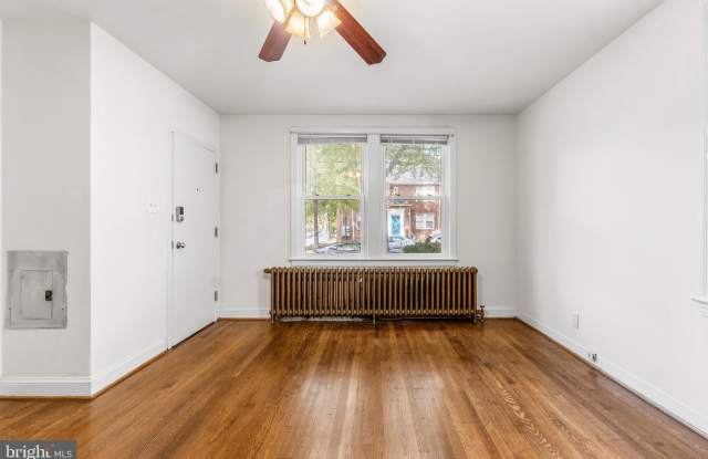 1348 NICHOLSON STREET NW Gallery 4