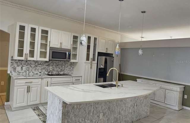 807 MASSY Court Gallery 3