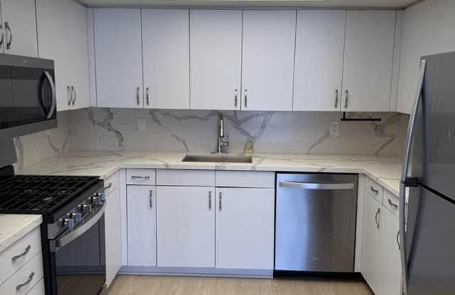 7629 Girard Ave photos photos