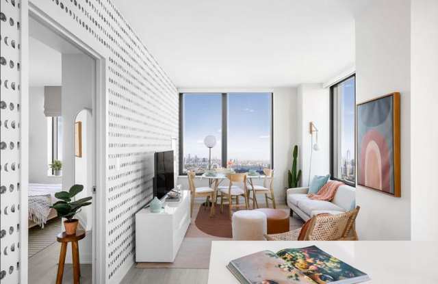 600 Pavonia Avenue photos photos