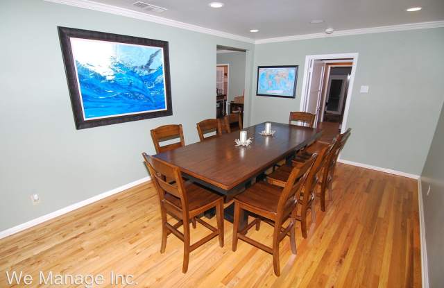 6137 Warwood Rd Gallery 2