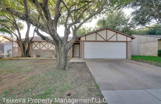 5400 Windy Meadow Dr. - 5400 Windy Meadow Drive, Arlington, TX 76017