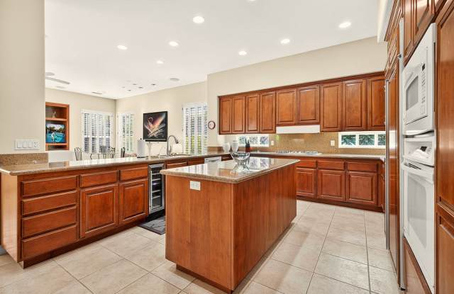 4 Milano Cir Gallery 4