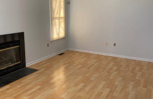 108 Cross Country Ct Gallery 4