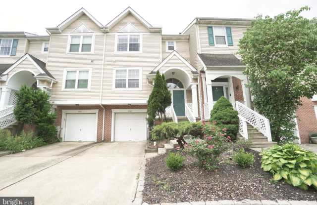 3002 HARVARD DRIVE photos photos