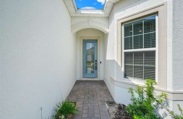 10393 PARK ESTATES Avenue Gallery 4