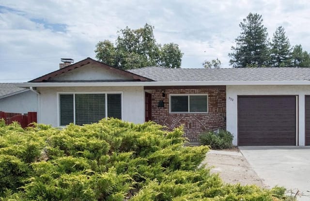 732 Golden Oak Ct - 732 Golden Oak Court, Sunnyvale, CA 94086