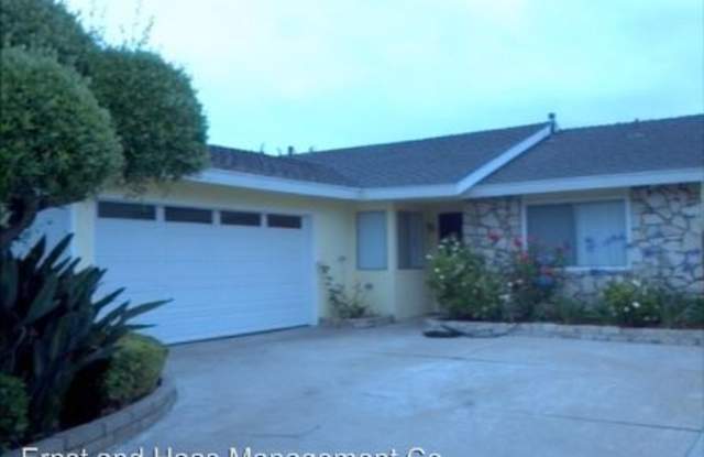 197 Stanford Ln. Gallery 3