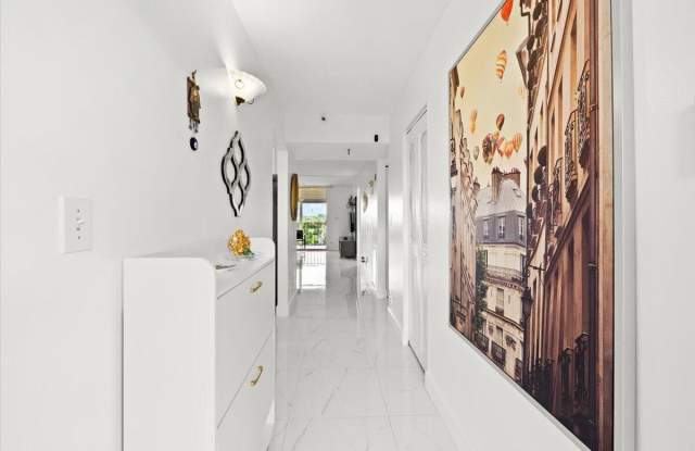 4550 NW 18TH Avenue Gallery 2