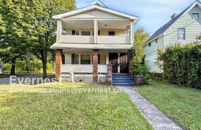 12701 Benham Avenue photos photos