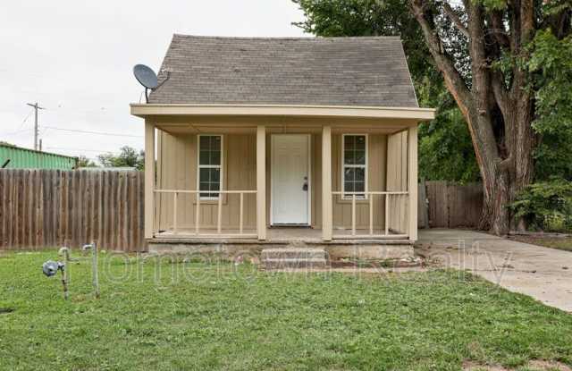 306 N Hoff Avenue photos photos