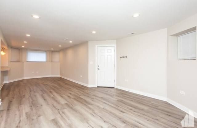 2722 North Monticello Avenue Gallery 2