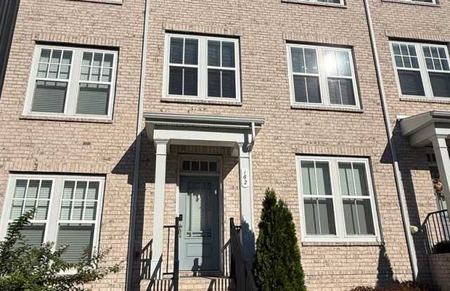 Spacious 3-Bedroom Townhome in Burkitt Commons with 2-Car Garage! Gallery 3