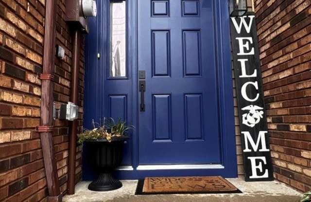 27 Ross Road Gallery 1
