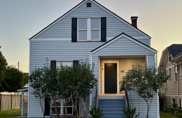 2026 Lombard Avenue photos photos