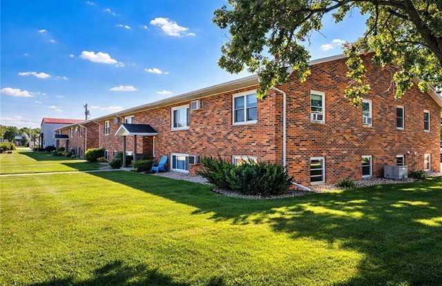 102 Lake Avenue S photos photos