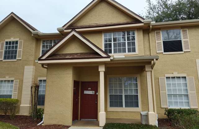 2/2 Condo in Crescent Place at Lake Lotus - 826 Grand Regency Pointe, Altamonte Springs, FL 32714
