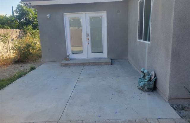 545 S Grove Avenue B photos photos