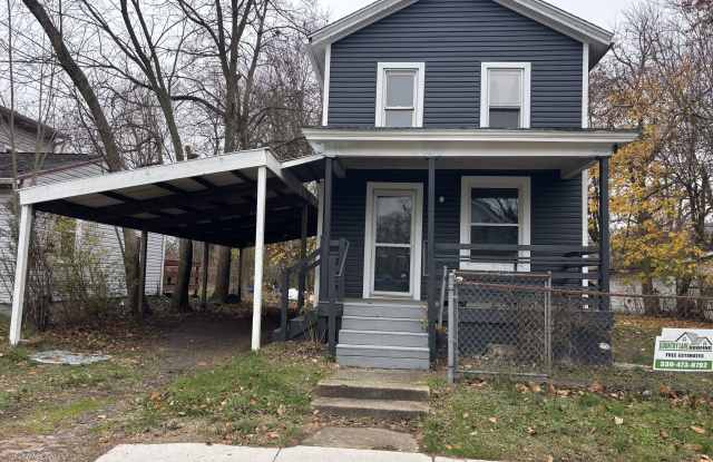 932 13th Street Southeast photos photos