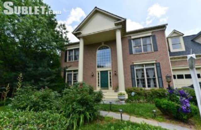 3815 Munson Road - 3815 Munson Road, Bailey's Crossroads, VA 22041