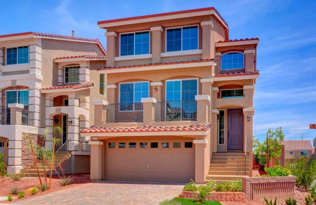 HUGE 3 Story, 5 Bedroom Home in the Southwest! photos photos