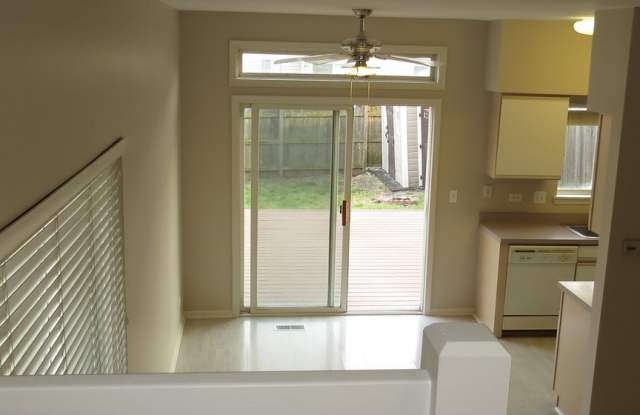 2528 Warm Springs Lane Gallery 4